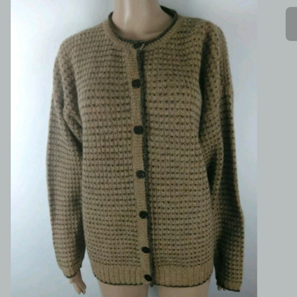 Woolrich button up sweater size L